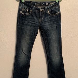 miss me jeans 26 dark wash dimensions are 31x35